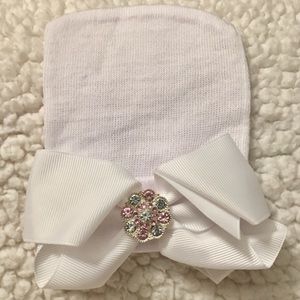 💝BUNDLE OF THREE Newborn Girl Beanies!!!💝